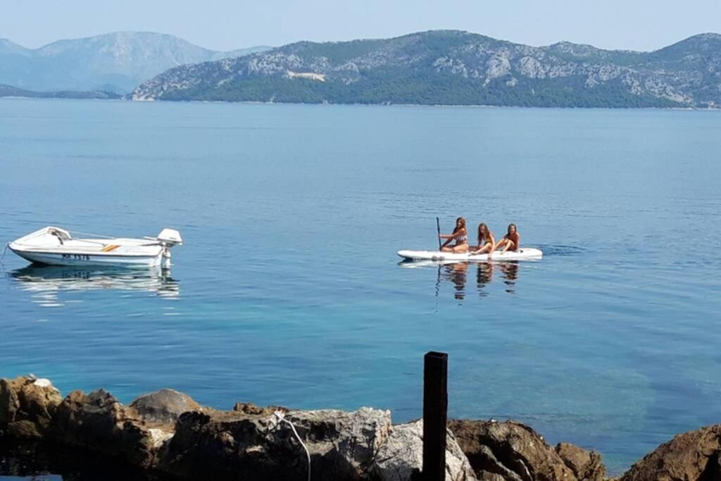 Apartment Lea - Amazing Sea View Sreser Bagian luar foto